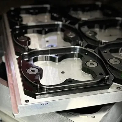 DIVIDED PP FOOD CONTAINERS AND LIDS (1)